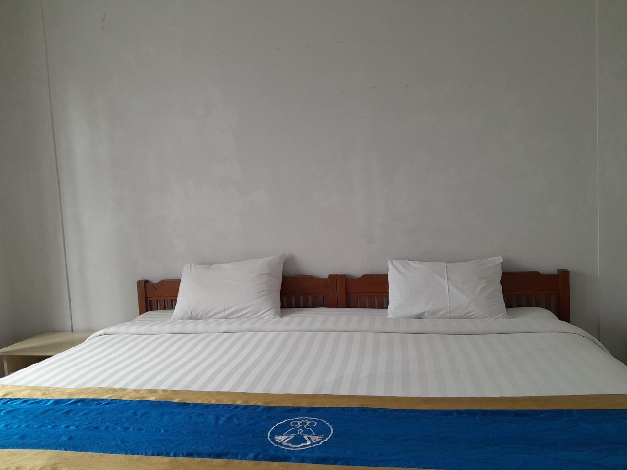 Hotel Dhyana Pura Kapal ภายนอก รูปภาพ