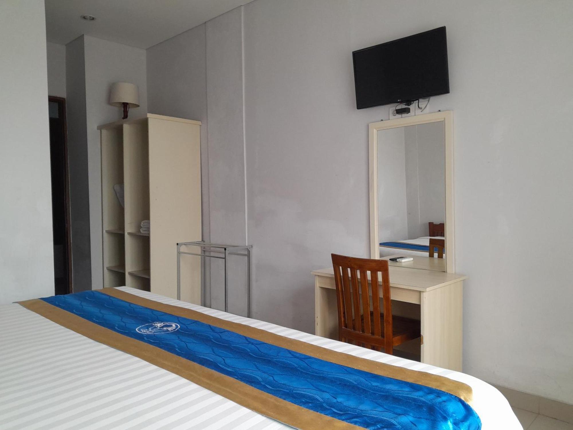 Hotel Dhyana Pura Kapal ภายนอก รูปภาพ