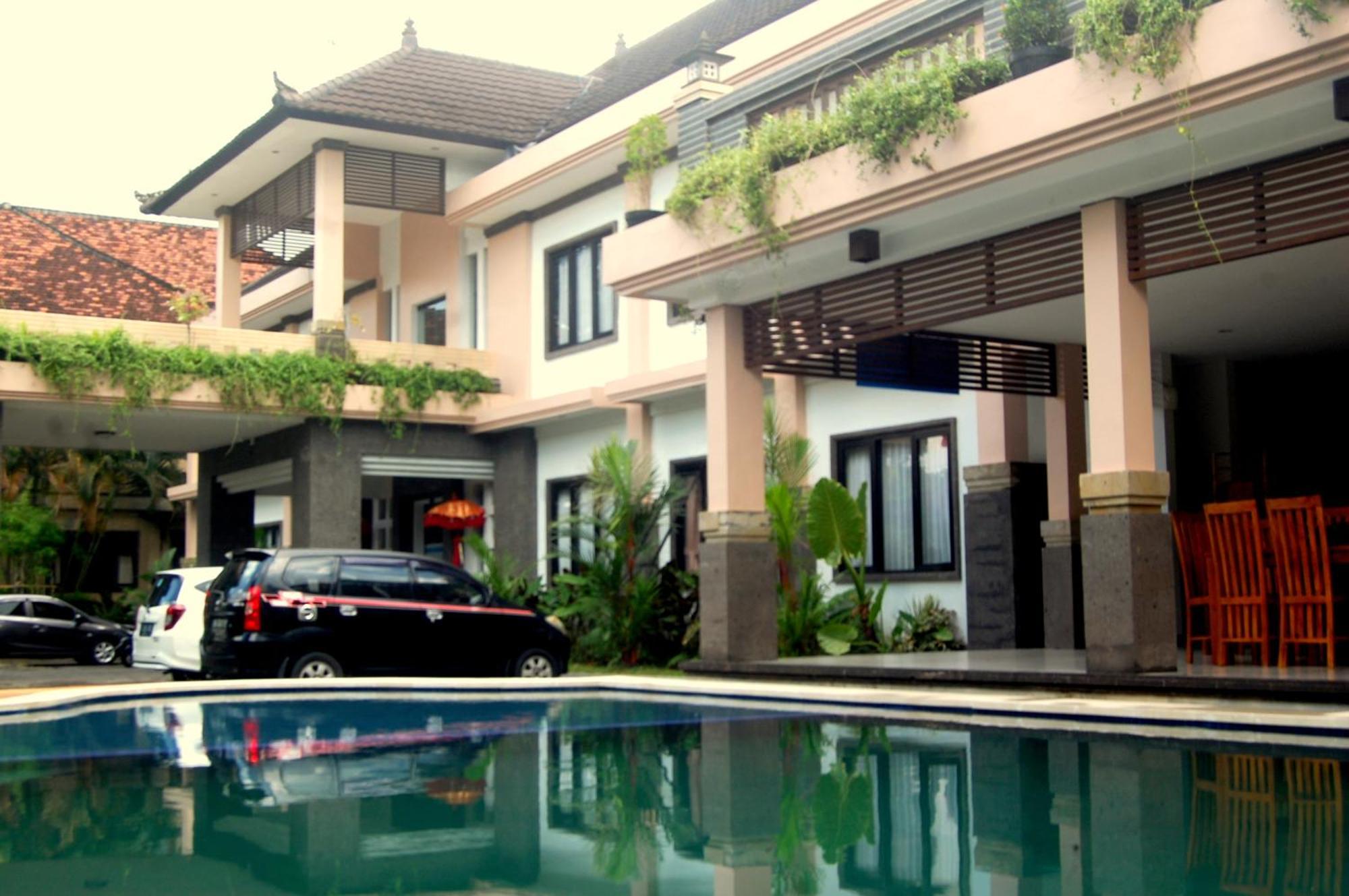 Hotel Dhyana Pura Kapal ภายนอก รูปภาพ